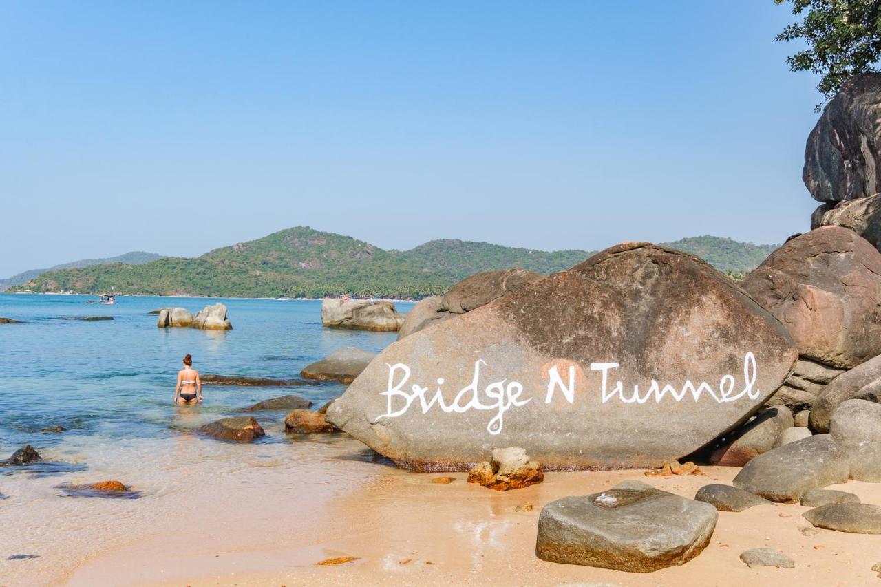 Bridge N Tunnel Hotel Bãi biển Bãi biển Palolem Ngoại thất bức ảnh