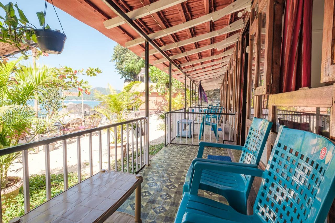 Bridge N Tunnel Hotel Bãi biển Bãi biển Palolem Ngoại thất bức ảnh